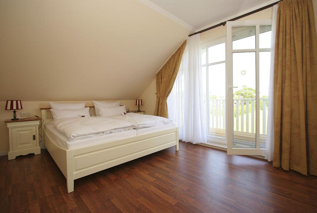 Aparthotel Saatmann Garni Ahrenshoop Ruang foto