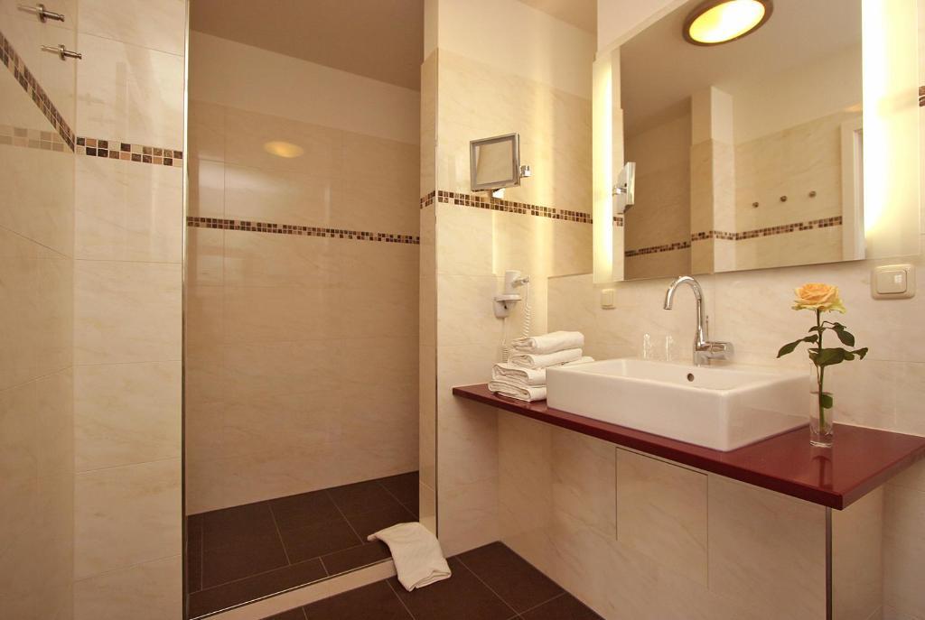 Aparthotel Saatmann Garni Ahrenshoop Ruang foto