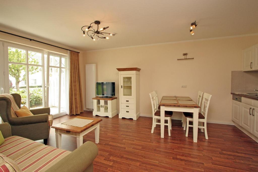 Aparthotel Saatmann Garni Ahrenshoop Bagian luar foto